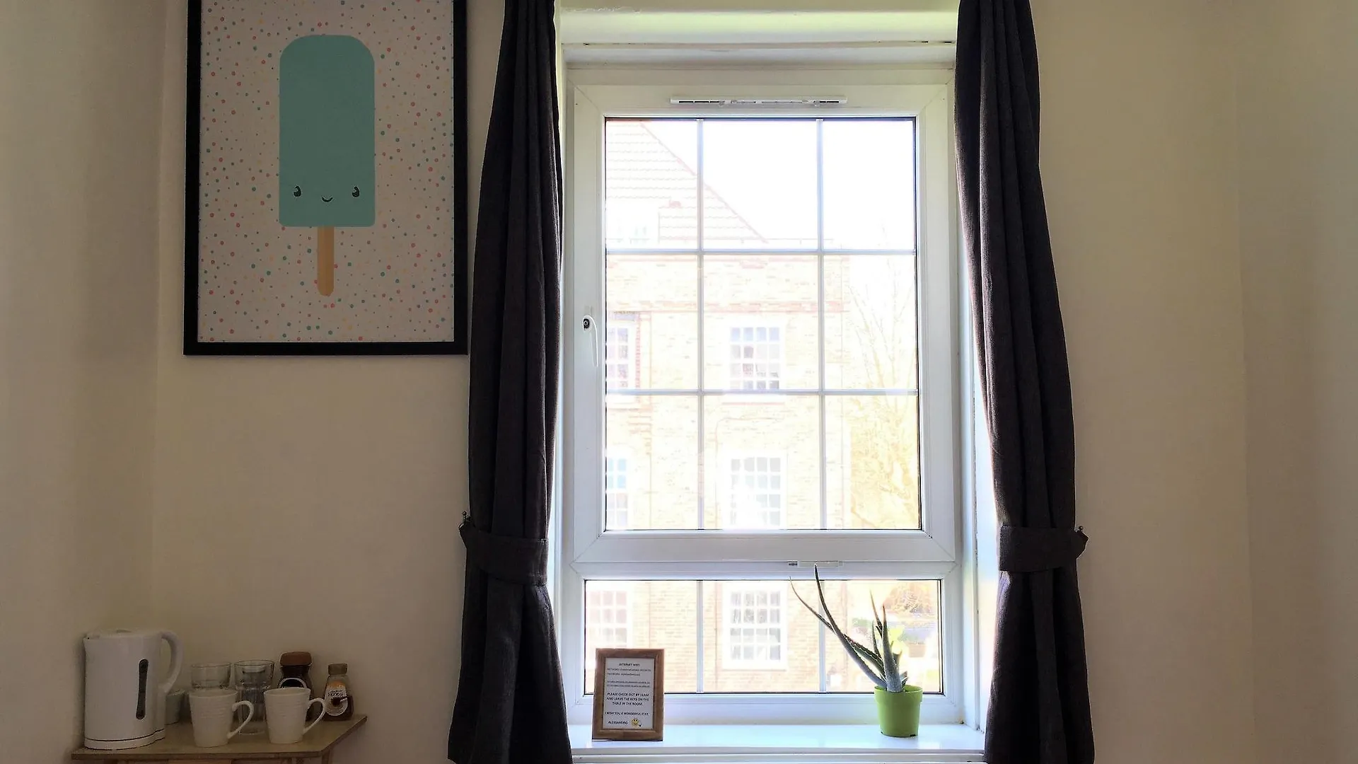 Beechwood House Apartment London